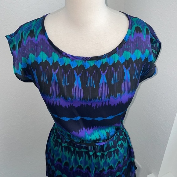 014: FOREVER 21 polyester mini dress blue purple cinched waist w/ ties in small - Picture 4 of 11